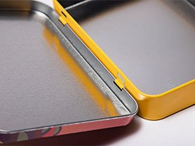 Hinged lid tin box by professional tin box manufacturer